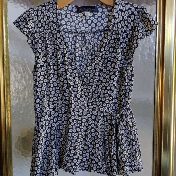 Daisy Blouse - Picture 5 of 5